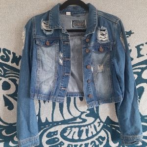 Boutique DENIM JACKET // cropped and distressed